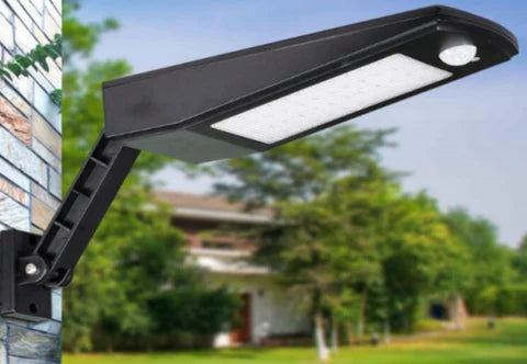 Solar Powered 6.8W Motion Wall Light